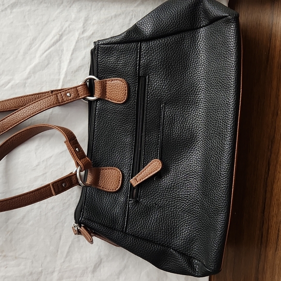 B Amici Handbag Great Condition No Stains 8 x 12x 5 - Picture 3 of 6